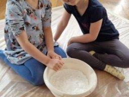 f_large_828bc75fc352501e7bebdf2b6138195533348251cba